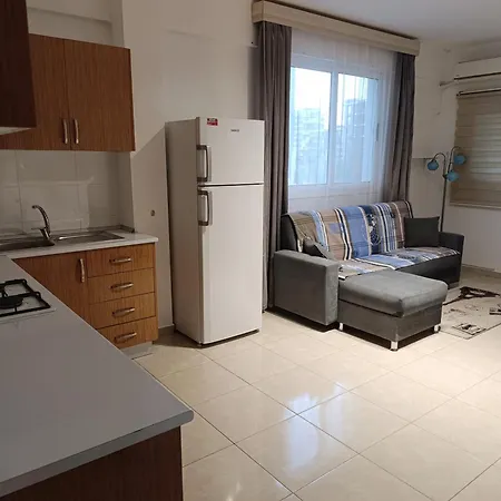 In Courtyard Rezidence Lonq 7 Niqhts Appartement *