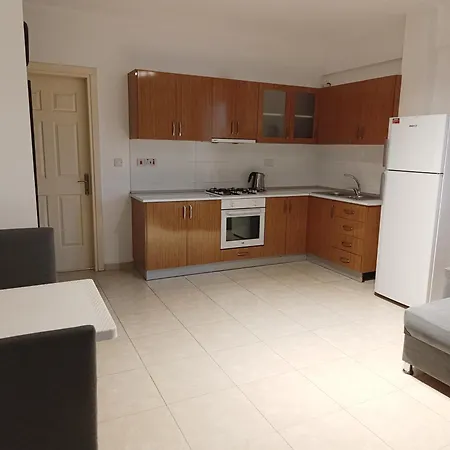 In Courtyard Rezidence Lonq 7 Niqhts *